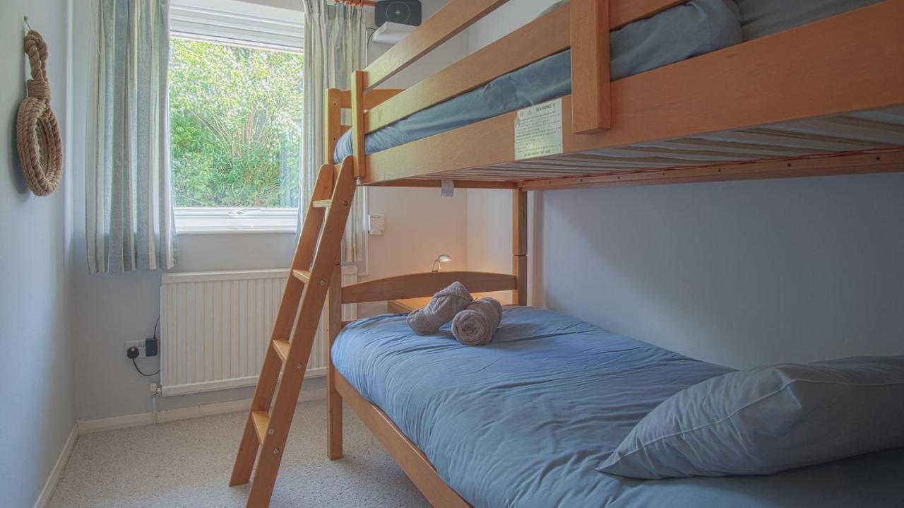 Ragged Staff - 3 Bedroom - *